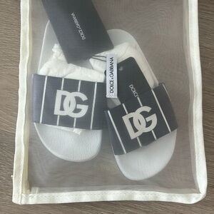 Dolce and Gabbana kids toddler slide size 32